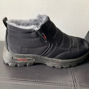 Sport Waterproof Non-Slip Winter Snow Boots - EUC